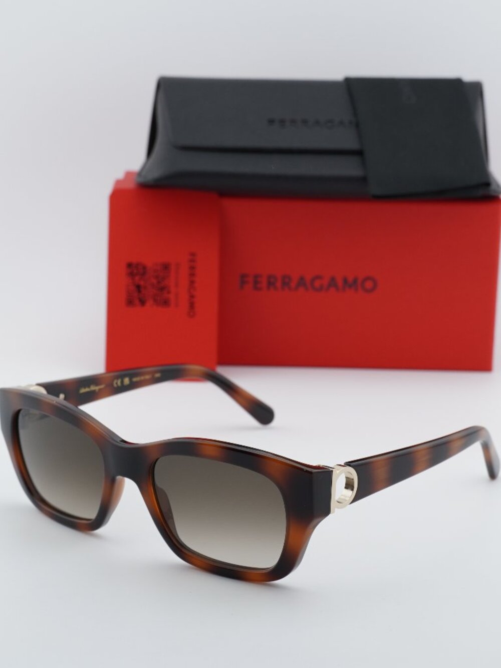 Salvatore Ferragamo SF1012S 214 Rectangle Sunglasses - Black / Brown Gradient